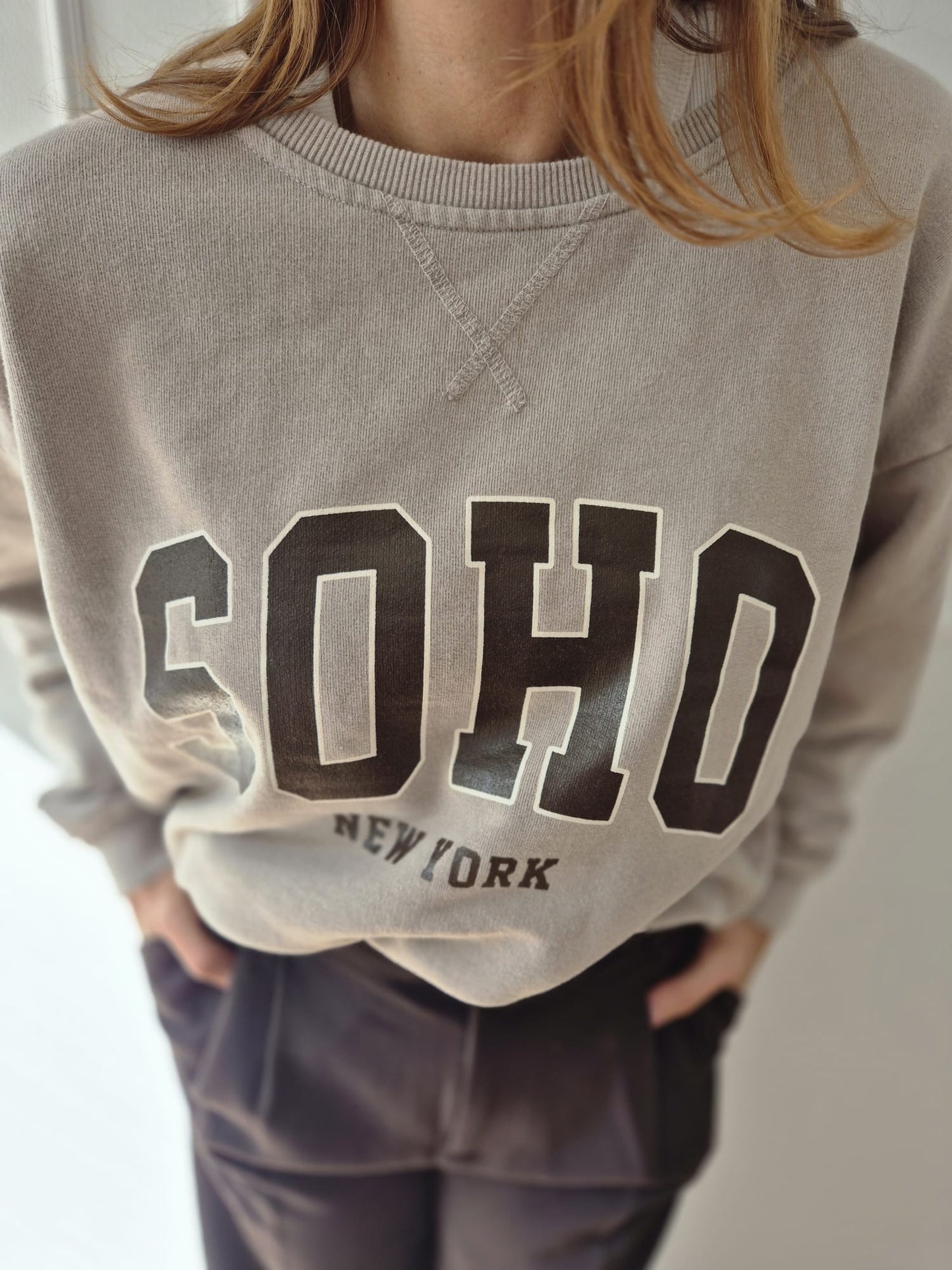 Sweatshirt