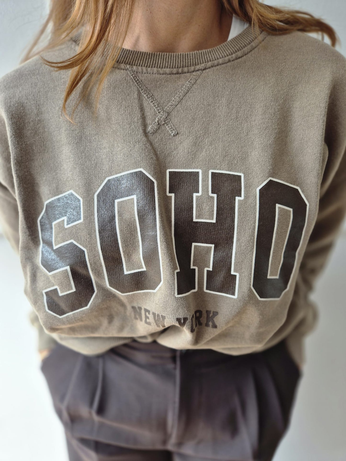 Sweatshirt