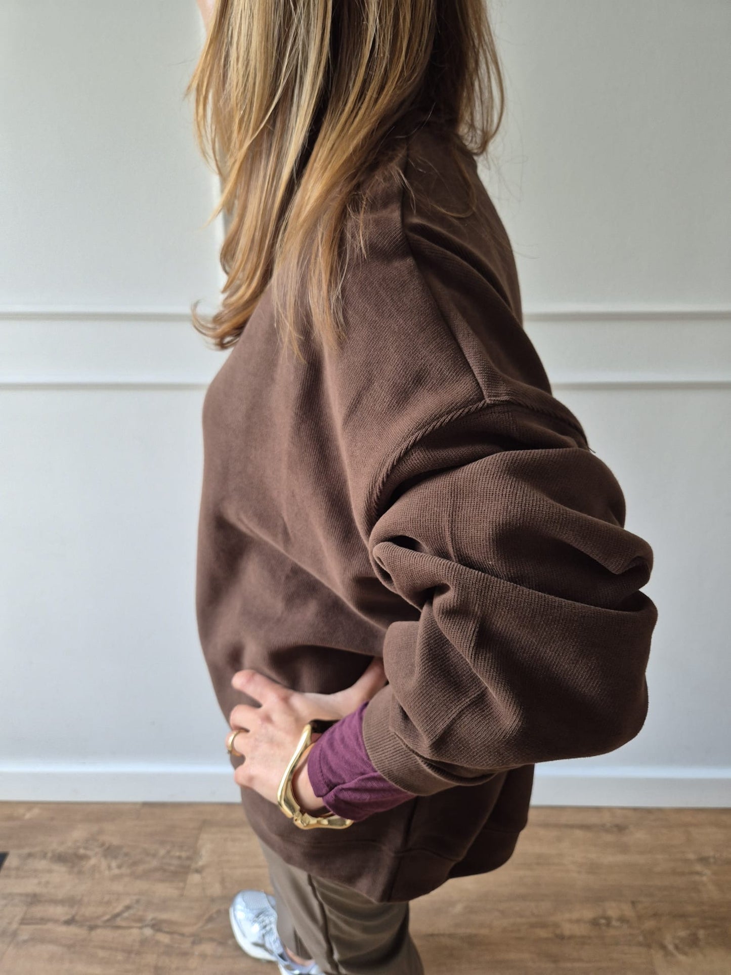 Sweatshirt