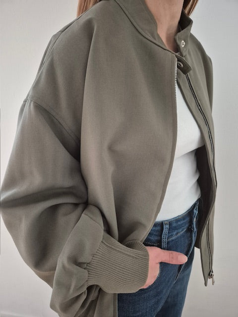 Leichte Jacke